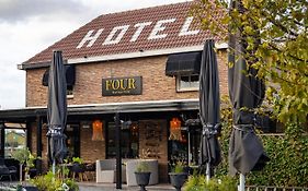 Hotel Four